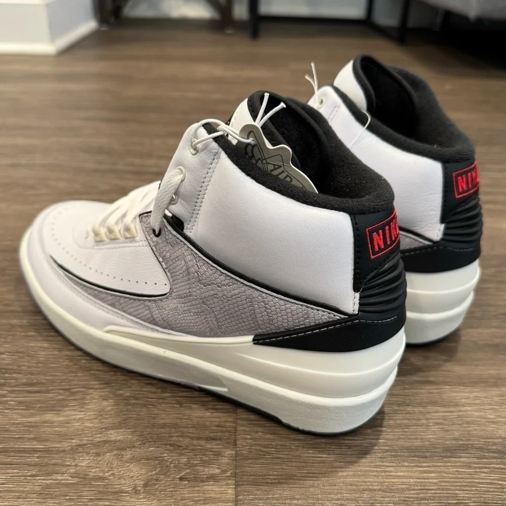 Air Jordan 2 Retro 